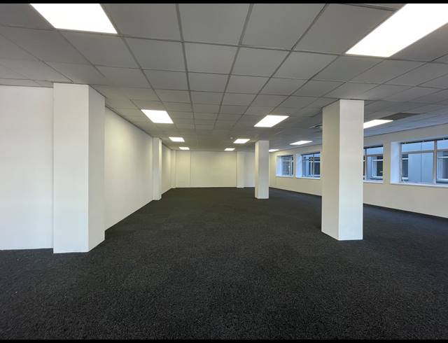 1,632M² OFFICE TO LET IN SANDTON CENTRAL